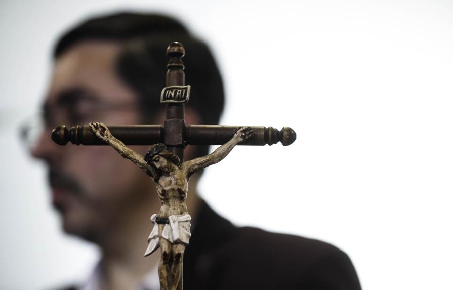 Fiscalía saca a la luz pública delicada situación en clero chileno por abusos
