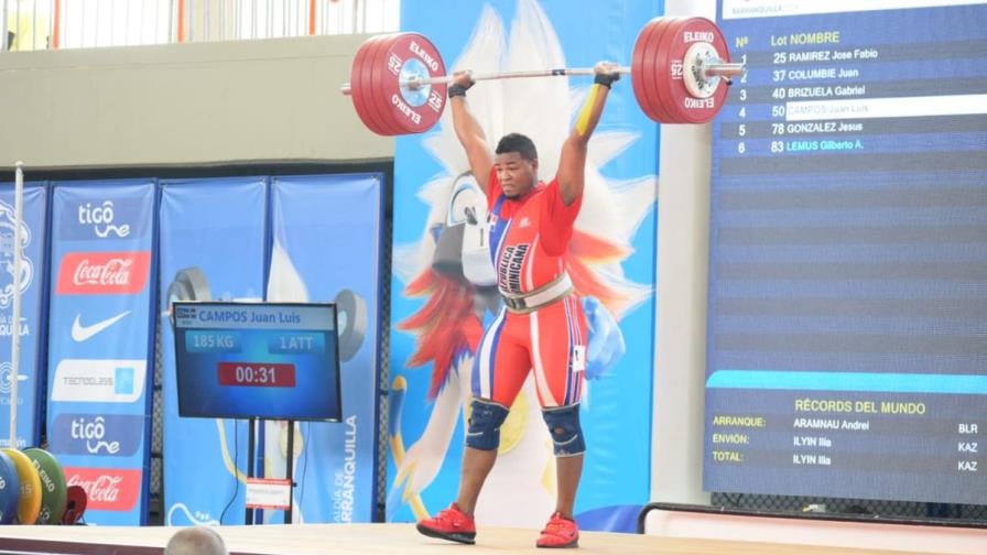 Juan Luis Campos gana medalla de bronce en levantamiento de pesas