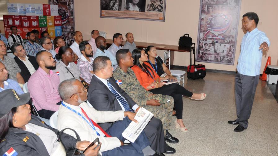 El IDAC y Unicef imparten charla sobre paternidad responsable