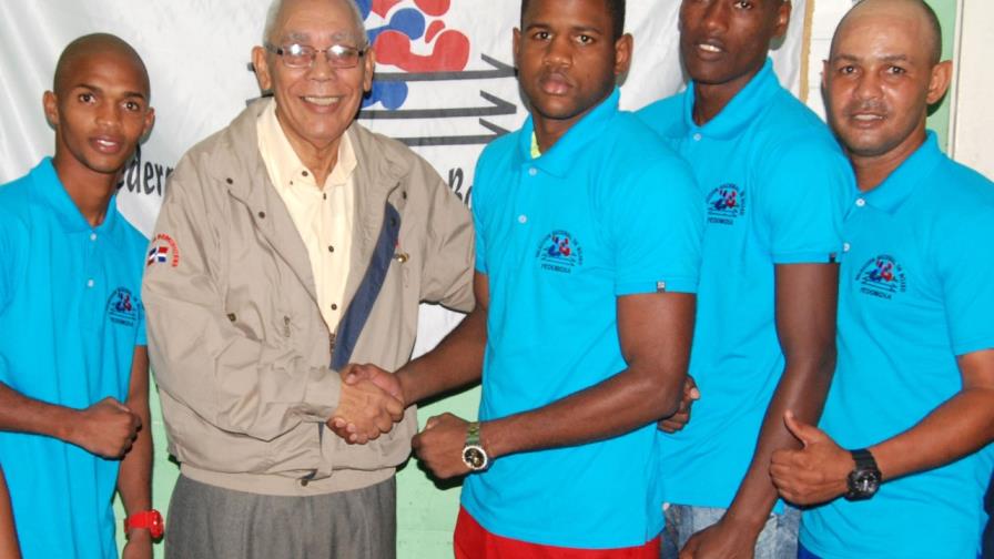 Yubergen Martínez abre la primera  jornada, marcada por tres Cuba vs. Colombia