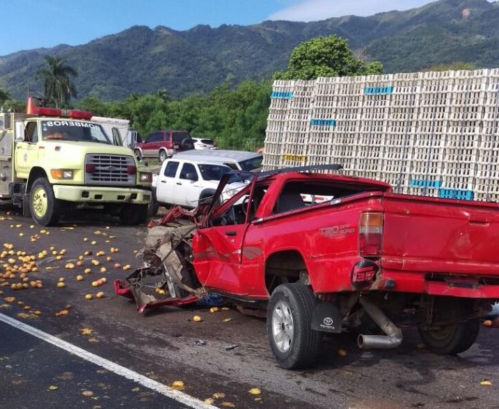 Una empleada del IDAC y otra de Bienes Nacionales mueren en accidente en Bonao