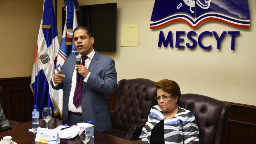 MESCYT lanza el X Programa Competencia Universitaria