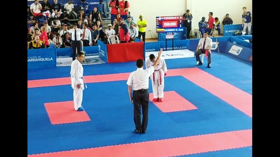 Histórico: Dominicana aventaja a Venezuela en el medallero general gracias al oro del karateca Deivis Ferreras