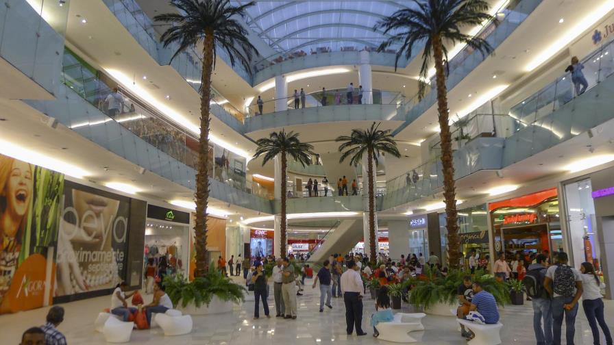 Ágora ahorra agua de cinco piscinas olímpicas y electricidad que consumirían 526 viviendas 