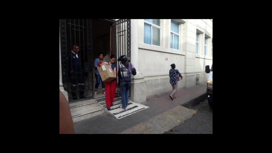 Entregan a la OISOE el hospital Padre Billini para su intervención Entregan a la OISOE el hospital Padre Billini para su intervención