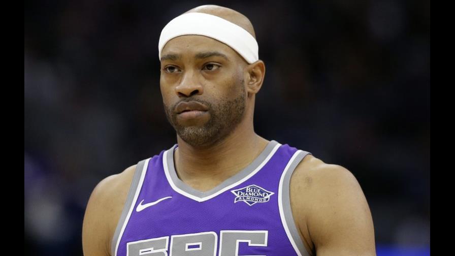 Vince Carter, con 41 años, pacta con los Hawks de Atlanta 