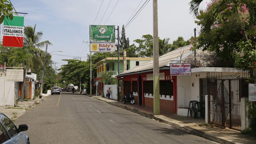 Hoteleros respaldan acciones de la Procuraduría contra prostitución en Sosúa-Cabarete Hoteleros respaldan acciones de la Procuraduría contra prostitución en Sosúa-Cabarete