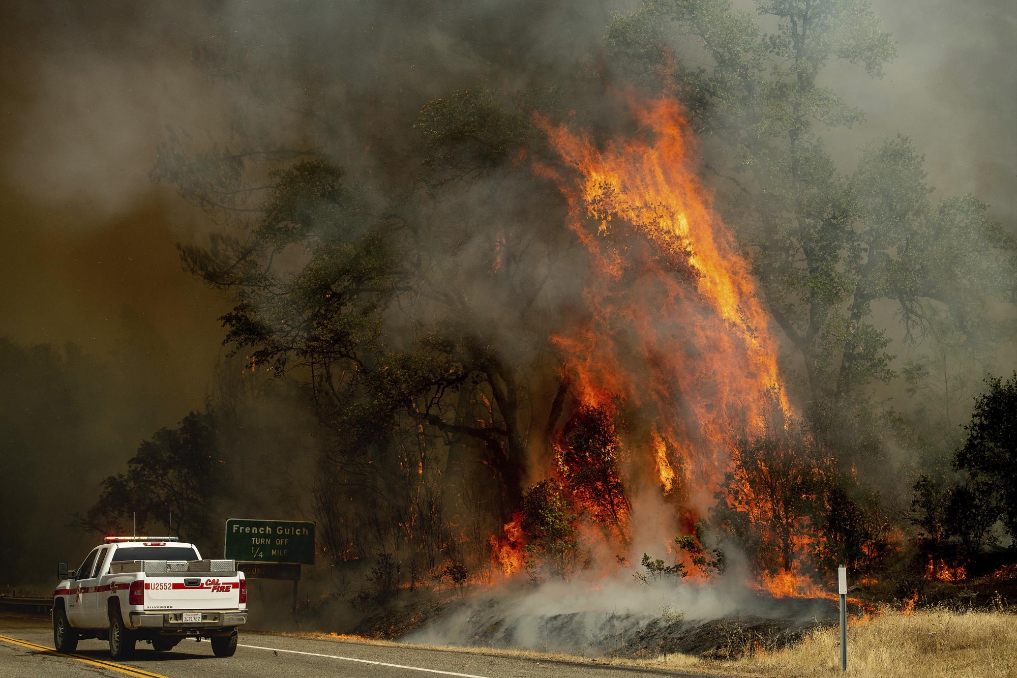 Las llamas consumen California  