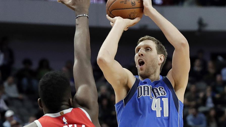 Los Rockets contratan a Capela por cinco años y 90 millones