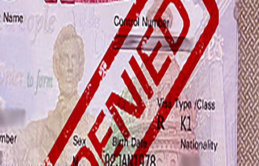 Apresan a tres acusados de gestionar visas de manera fraudulenta