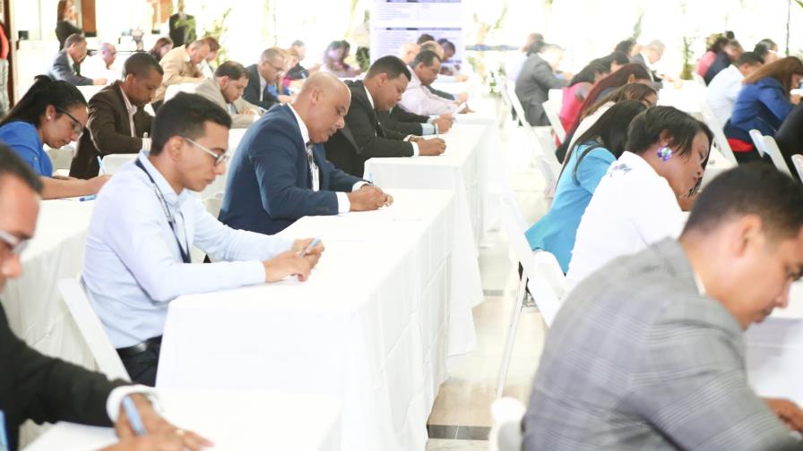 Más de 200 procuradores y fiscales concursaron para dirigir dependencias Más de 200 procuradores y fiscales concursaron para dirigir dependencias