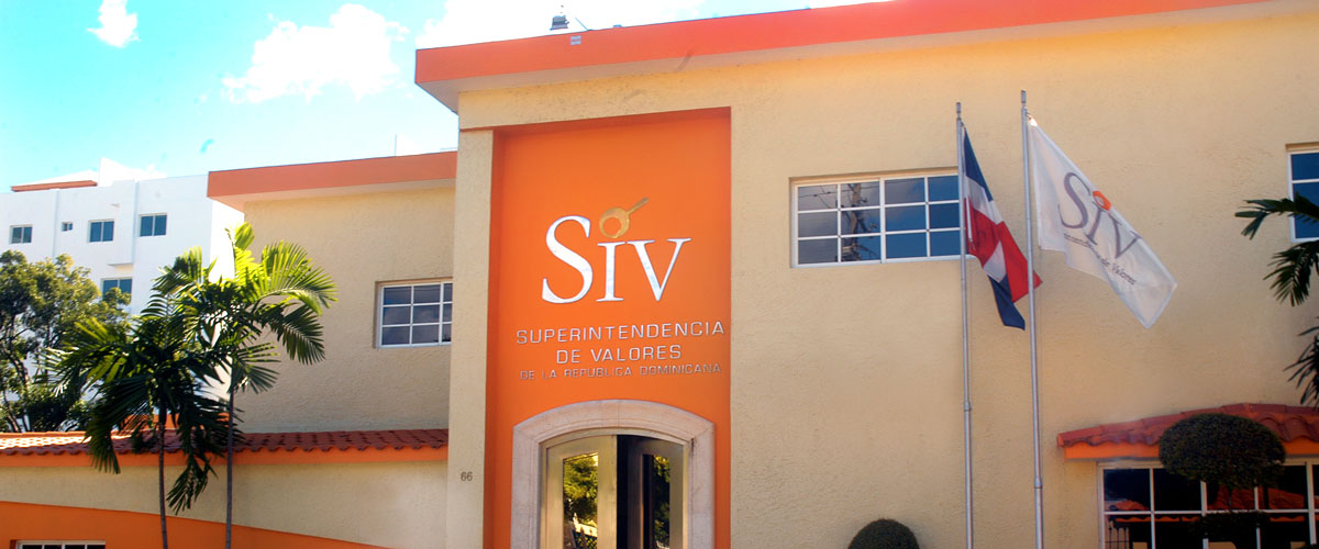 La SIV trabaja en 10 reglamentos de la nueva Ley del Mercado de Valores.