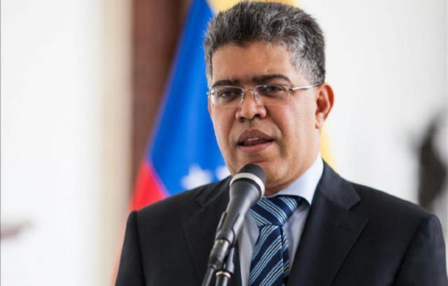 Ministro venezolano admite que migración está impactando sector universitario