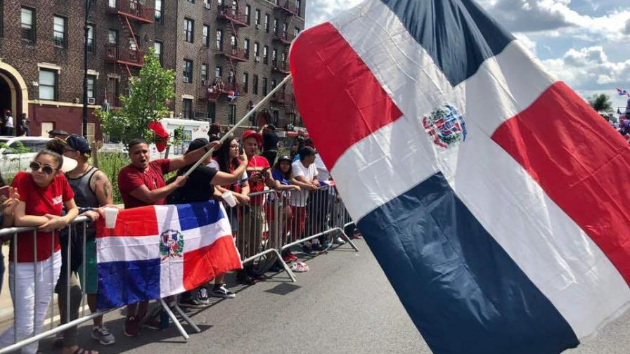 Celebran con éxito la Gran Parada Dominicana del Bronx