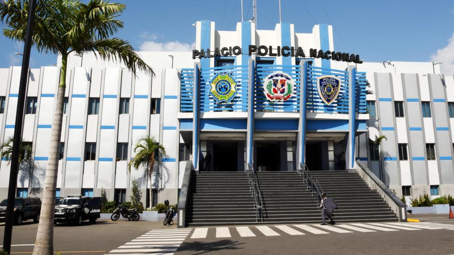 Apresa a tres jóvenes por muerte de oficial retirado en Los Mina