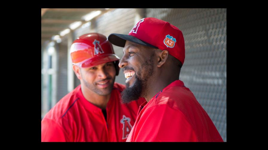 Entra y vota: ¿En qué lugar colocas a Vladimir Guerrero entre los bateadores dominicanos?