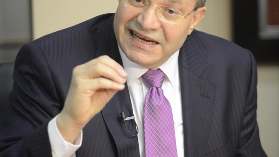 José Tomás Pérez felicita a Vladimir Guerrero por exaltación al Salón de la Fama