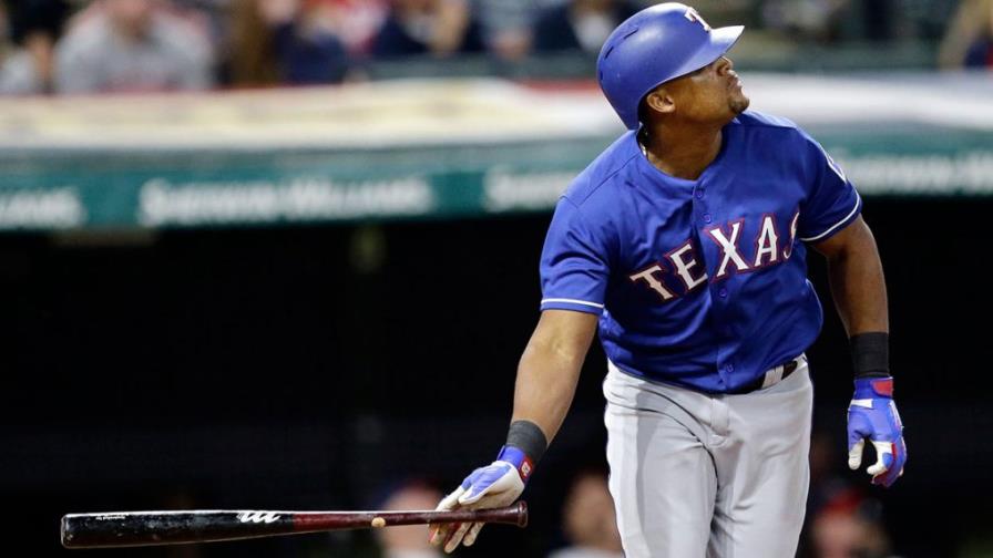 Los Bravos, Medias Rojas y Astros han expresado interés en Adrián Beltré