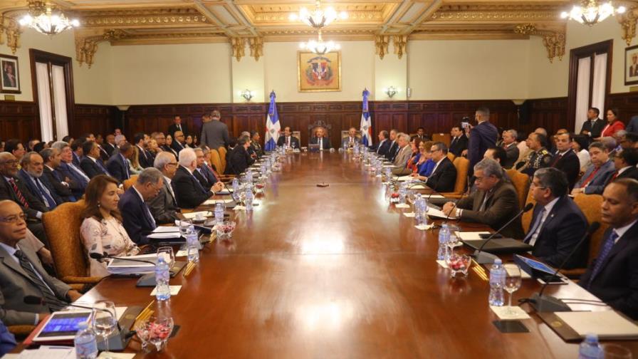 Presidente Medina encabeza reunión de seguimiento a metas presidenciales Presidente Medina encabeza reunión de seguimiento a metas presidenciales
