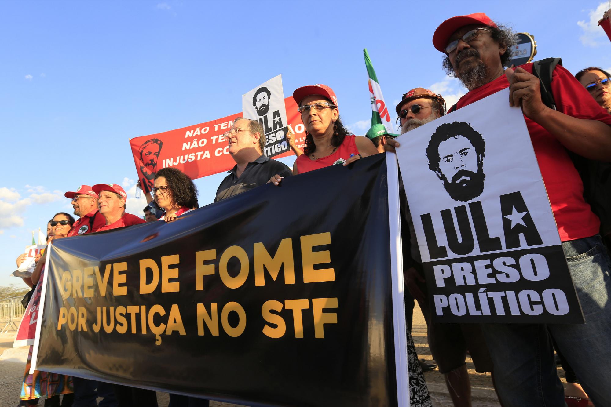 Reclamando la libertad de Lula