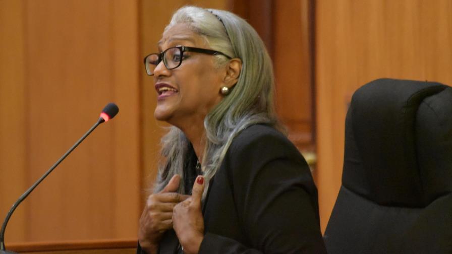 Una registradora de títulos defiende la calificación hecha por su colega 