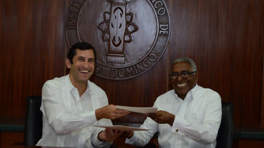 INTEC y la Asociación Dominicana de la Industria Eléctrica firman acuerdo para aportar soluciones al país INTEC y la Asociación Dominicana de la Industria Eléctrica firman acuerdo para aportar soluciones al país