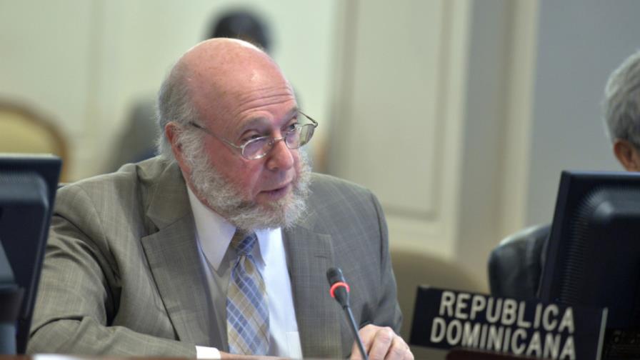 Decreto: Danilo nombra a Pedro Vergés embajador en Canadá Decreto: Danilo nombra a Pedro Vergés embajador en Canadá