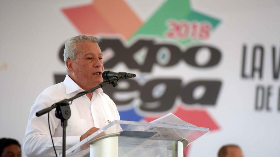Gobierno anuncia que pequeñas y medianas empresas no pagarán anticipo a la DGII Gobierno anuncia que pequeñas y medianas empresas no pagarán anticipo a la DGII