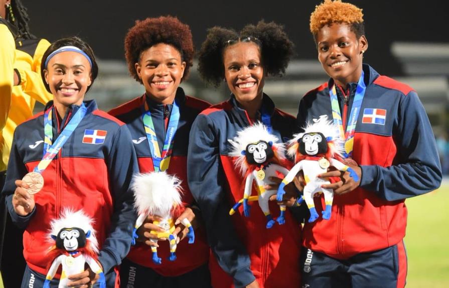 Dominicana se queda con plata en 4x100 en los Juegos Centroamericanos y del Caribe; bronce en femenino
