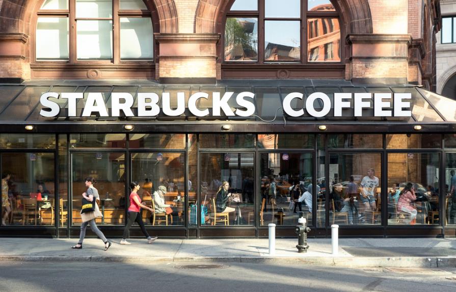 Starbucks y Alibaba anuncian asociación estratégica