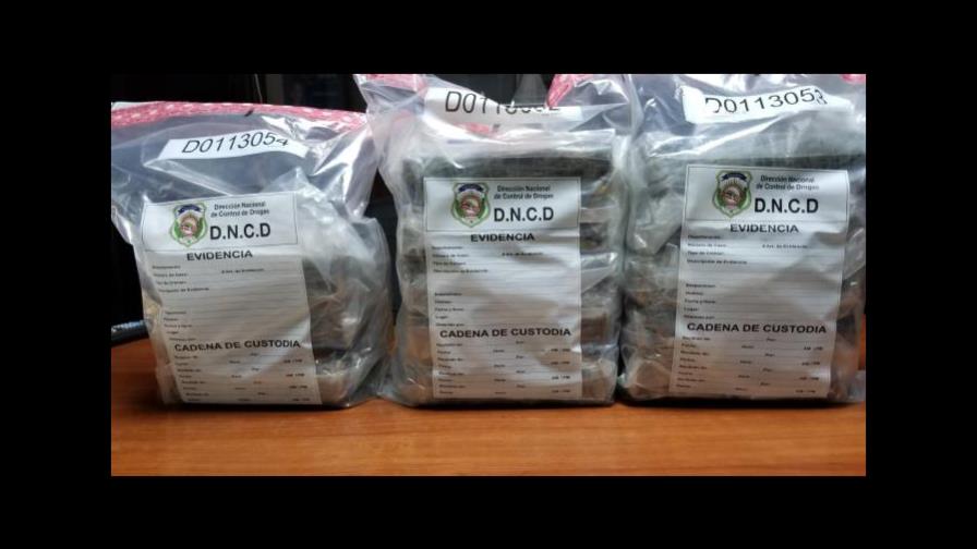 Identifican y envían a prisión a vinculados en decomiso de 13 paquetes de cocaína; hay un cabo del Ejército
