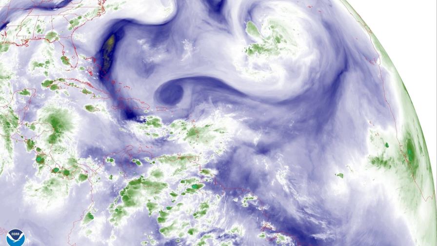 El COE declara seis provincias en alerta verde por onda tropical El COE declara seis provincias en alerta verde por onda tropical