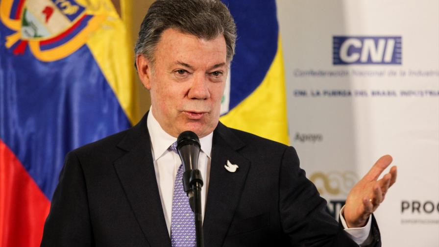 Gobierno colombiano dice que acusación de Maduro a Santos carece de base