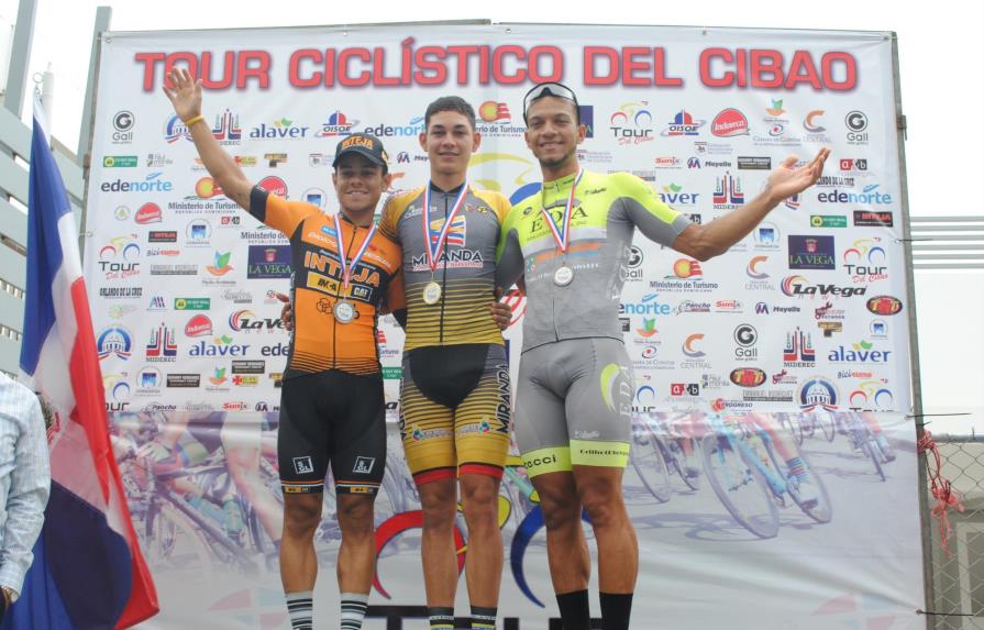 Equipo de Venezuela conquistó la segunda edición del Tour Ciclístico del Cibao