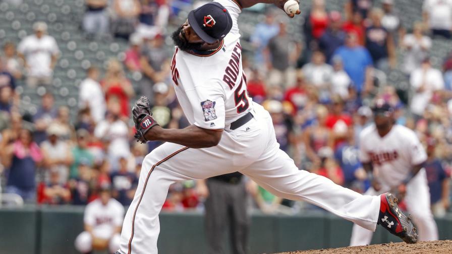 Fernando Rodney, tras marca salvados Fernando Rodney, tras marca salvados