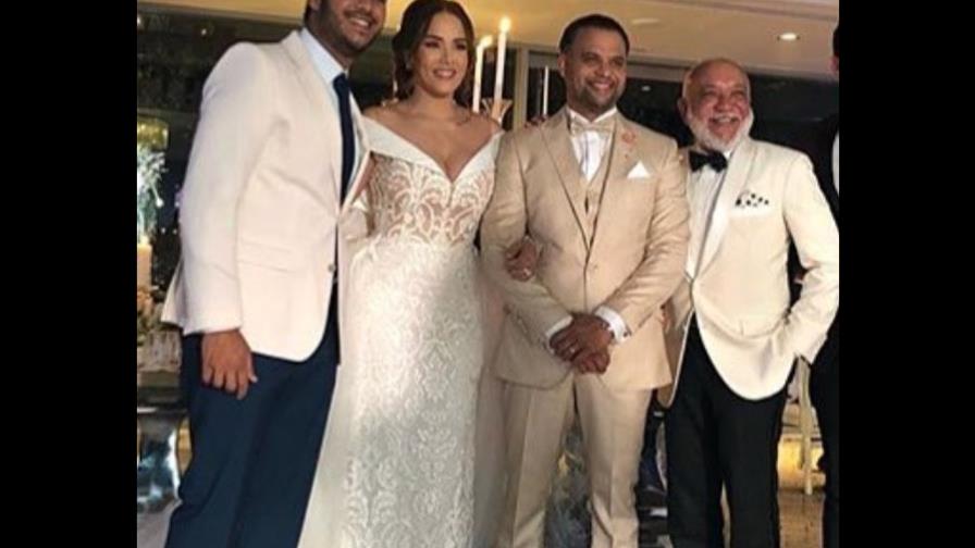 Presentadora de TV Isaura Taveras se casó el pasado fin de semana Presentadora de TV Isaura Taveras se casó el pasado fin de semana