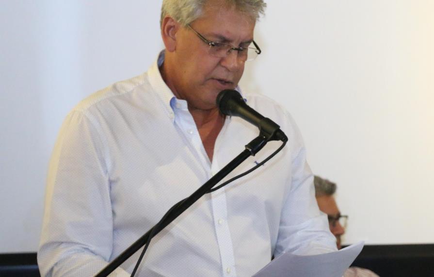 José Luis Núñez seguirá como comodoro del Club Náutico de Santo Domingo