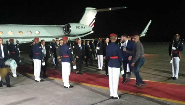 Presidente Danilo Medina llega al país procedente de Colombia