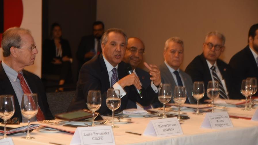 Adozona genera 170 mil empleos en 71 parques