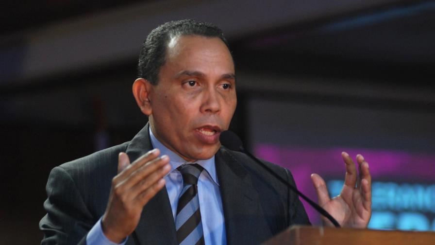 “Para hacer primarias abiertas en PLD hay que modificar los estatutos” “Para hacer primarias abiertas en PLD hay que modificar los estatutos”