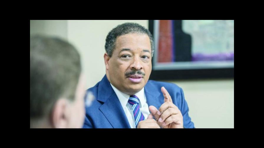 Roberto Rosario critica “glotonería, angurria y sectarismo” de la facción de Danilo Medina en el PLD Roberto Rosario critica “glotonería, angurria y sectarismo” de la facción de Danilo Medina en el PLD