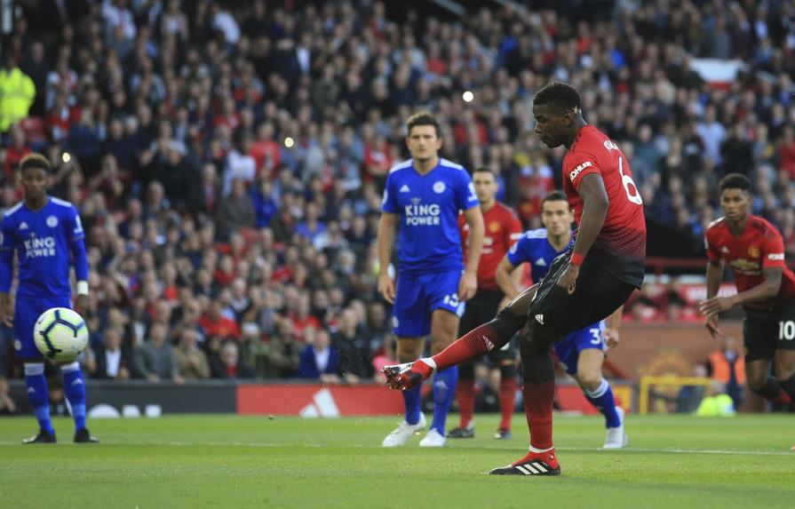 Pogba lidera el triunfo del United ante el Leicester en estreno de la Premier