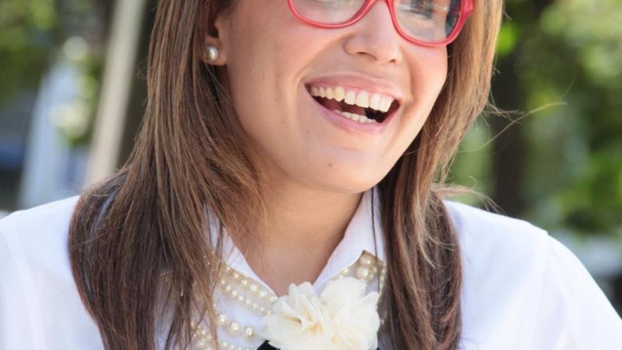 Francina Hungría se somete a la séptima cirugía para tratar de recuperar la vista