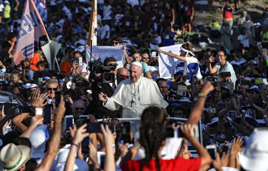 El papa invita a los jóvenes a “soñar en grande” con valentía y a dar ejemplo