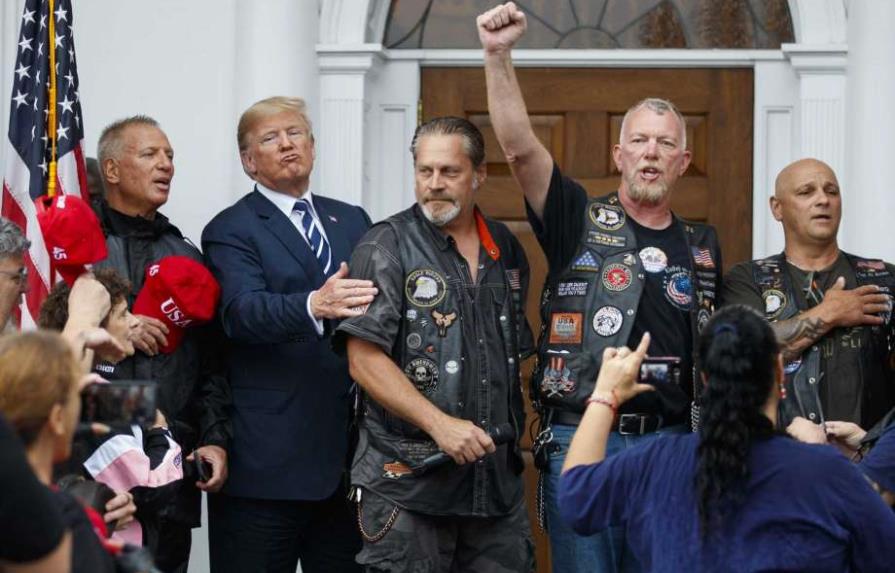 Lluvia arruina reunión de Trump con motociclistas que querían una foto con él