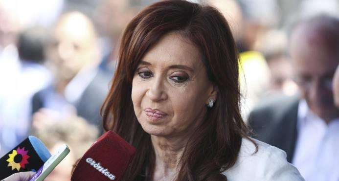 Expresidenta de Argentina se presenta el lunes ante juez por caso de red de sobornos