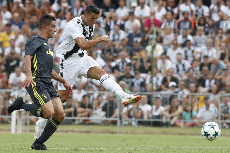 Cristiano Ronaldo marca su primer gol con Juventus en amistoso