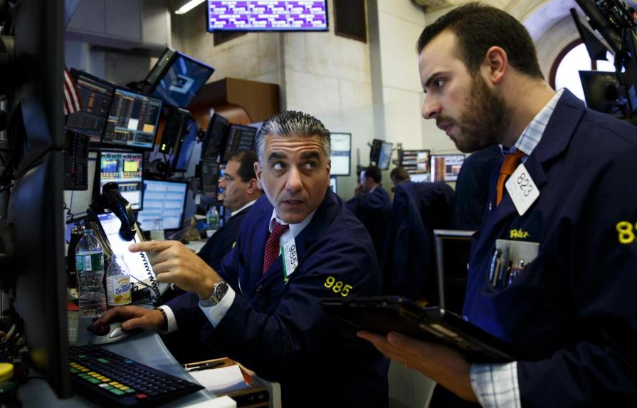 Wall Street abre con ganancias y el Dow Jones sube un 0,15 %