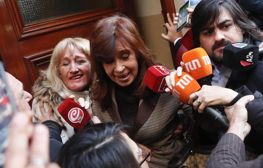 Cristina Fernández niega sobornos y asegura buscan proscribirla políticamente