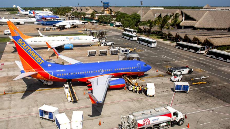Aeropuertos dominicanos registraron 64,962 operaciones en primer semestre de 2018 Aeropuertos dominicanos registraron 64,962 operaciones en primer semestre de 2018